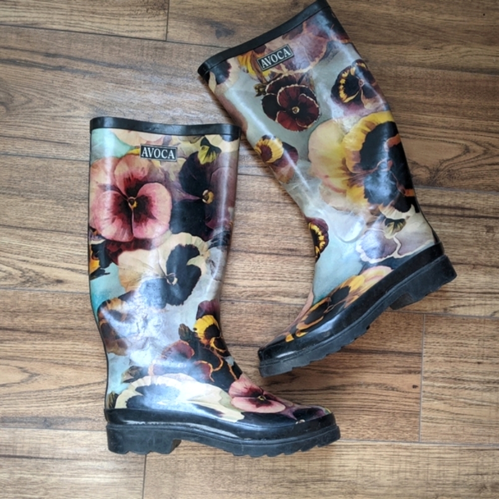 Avoca rubber rain boots, from Ireland